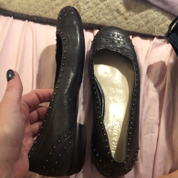 Prada—-Flash sale! Need to sell everything so make me an offer!!!! - Picture 2 of 4